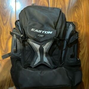 Easton Ghost Softball Batbag
